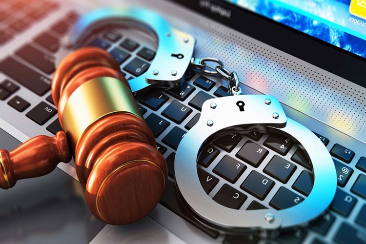 Bilişim Hukuku ve Siber Suçlar